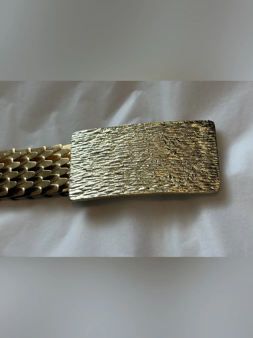 Women’s Metal Gold Belt with elastic stretch and Black/Gold Chain-Link Belt Set